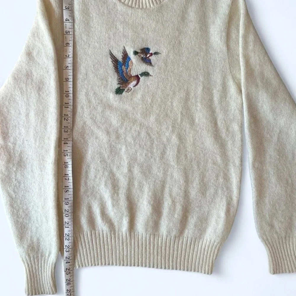 Grandpacore wool ivory embroidered duck vintage Robert Bruce sweater S medium